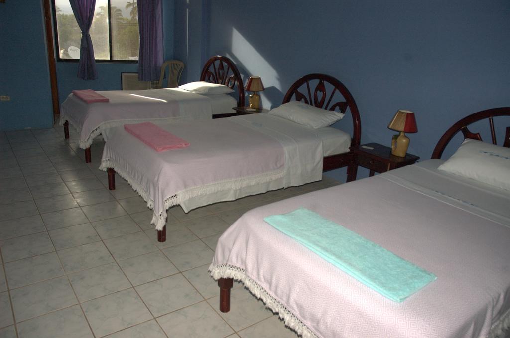 Hostal La Isla Del Descanso بْوُرتو فيلاميل المظهر الخارجي الصورة
