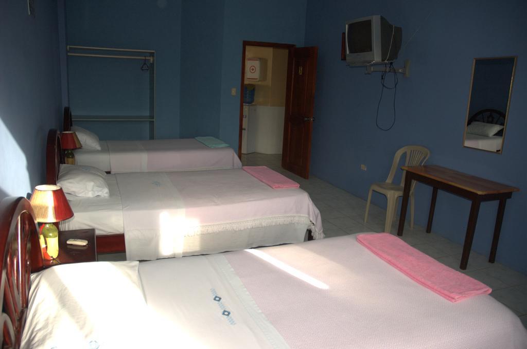 Hostal La Isla Del Descanso بْوُرتو فيلاميل المظهر الخارجي الصورة