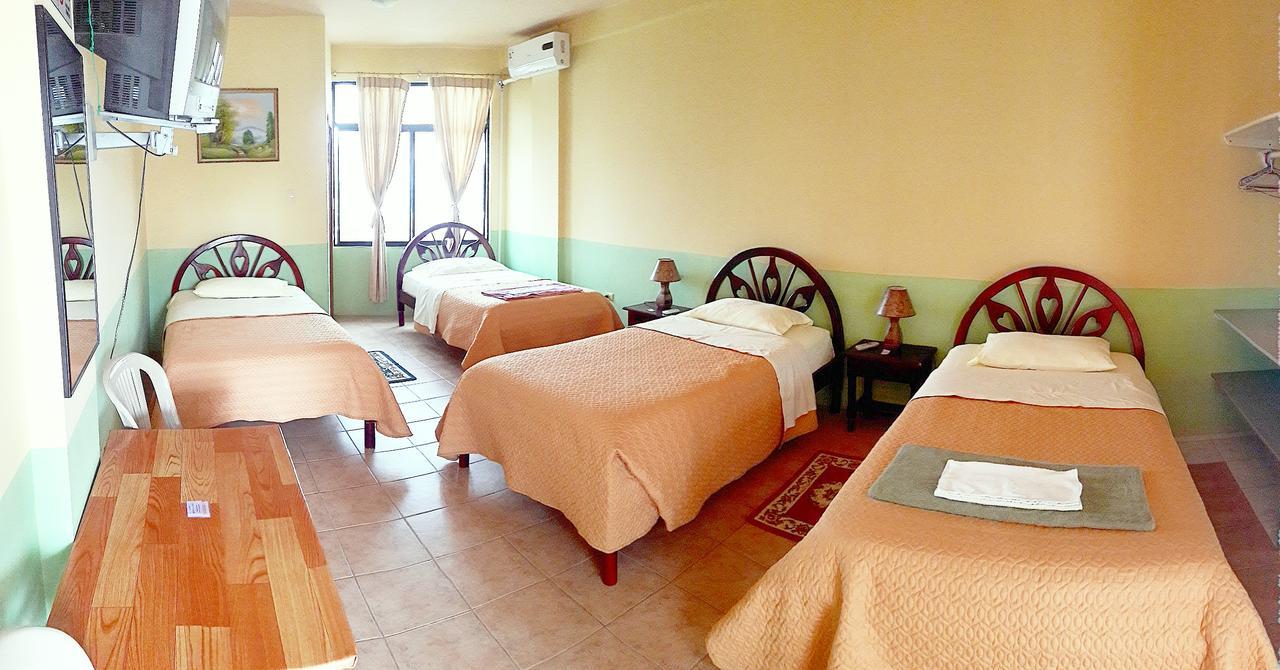 Hostal La Isla Del Descanso بْوُرتو فيلاميل المظهر الخارجي الصورة