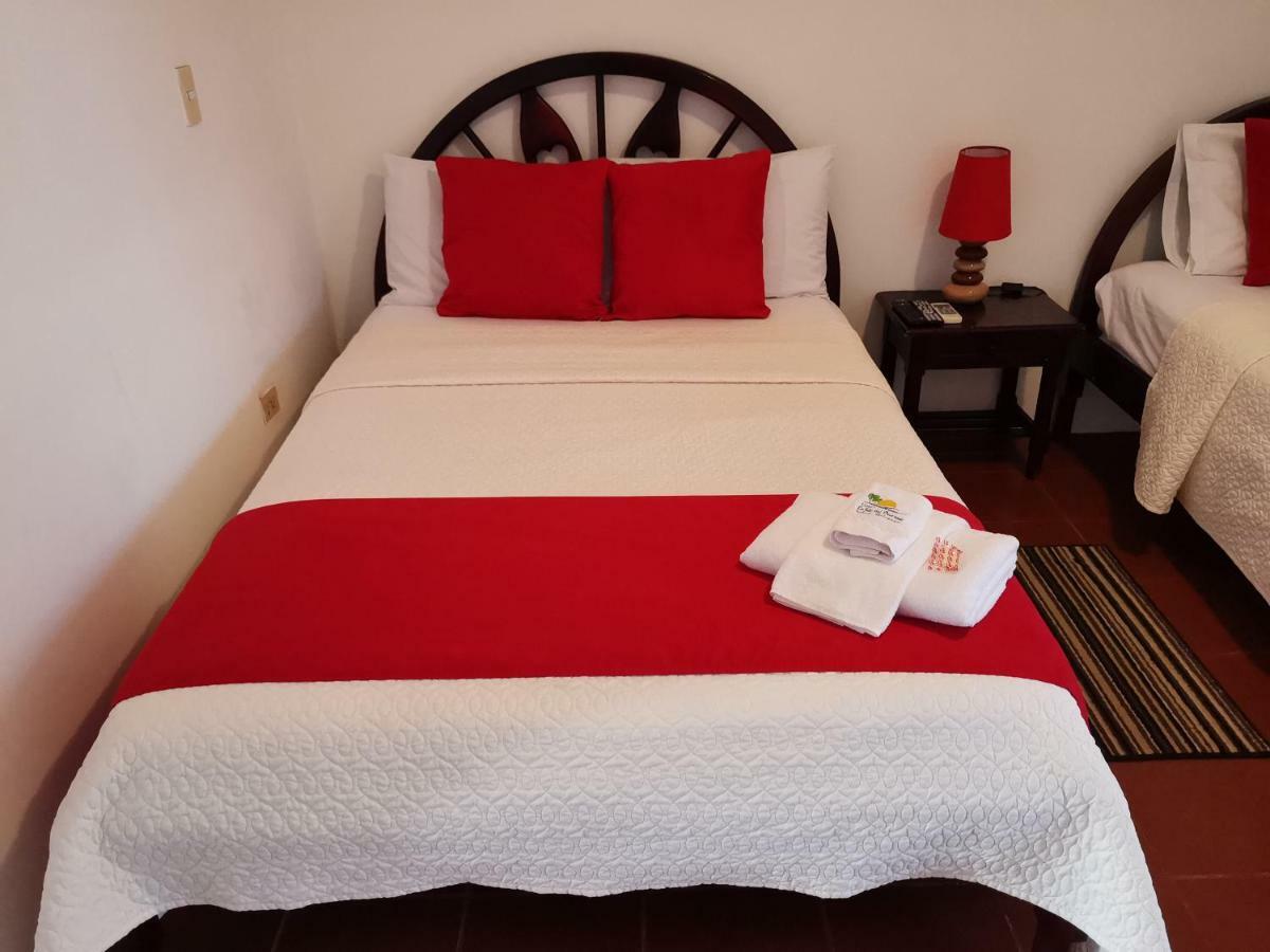 Hostal La Isla Del Descanso بْوُرتو فيلاميل المظهر الخارجي الصورة